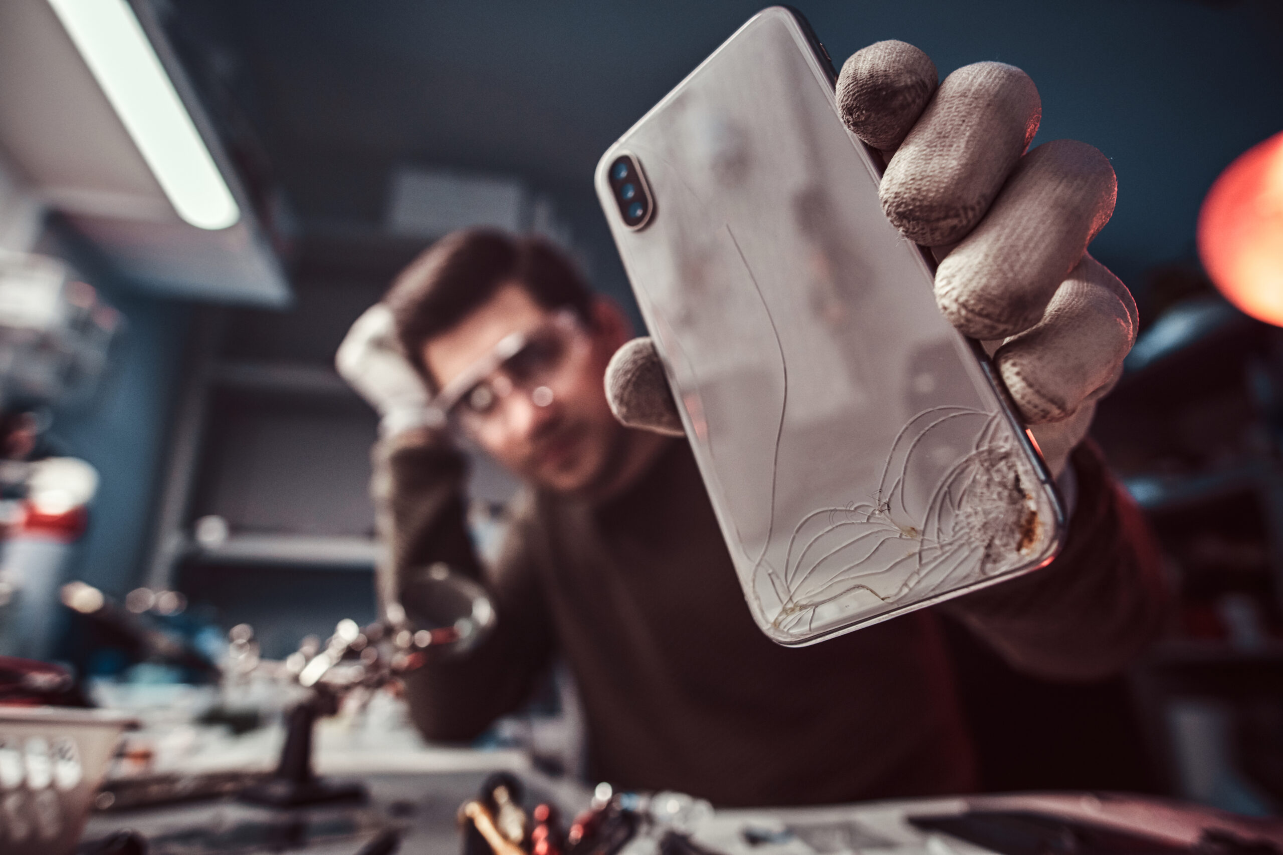 mobile repair services, phone screen replacement, battery replacement, professional mobile repair, fast phone repair